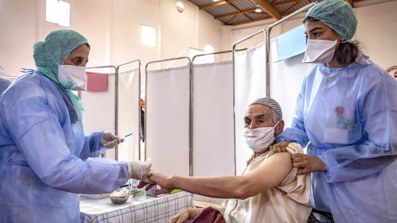 مؤشرات إيجابية.. ارتفاع حصيلة المستفدين من حملة التلقيح بالمغرب