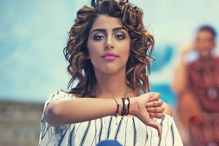 رجاء بلمير تُوجه رسالة للمسؤولين بسبب هجرة القاصرين إلى سبتة