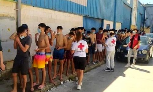 إسبانيا تعيد إلى المغرب 1500 مهاجر من أصل ستة آلاف دخلوا سبتة المحتلة
