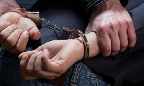 مُعتدي على ضابط شرطة في قبضة الأمن بجرف الملحة