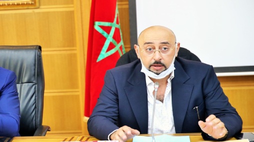 عمدة طنجة ينهي جدل التفويضات